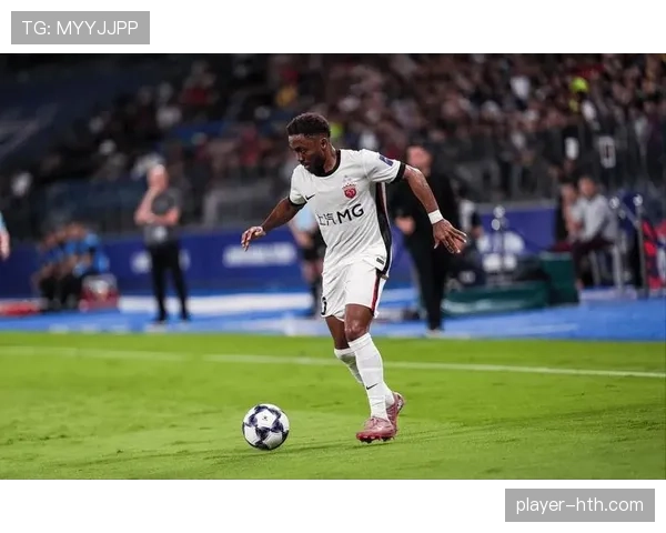 快讯：都灵0-0闷平蒙扎，双方门将屡献神扑